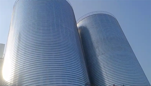 南明2座混凝土高架卷板仓